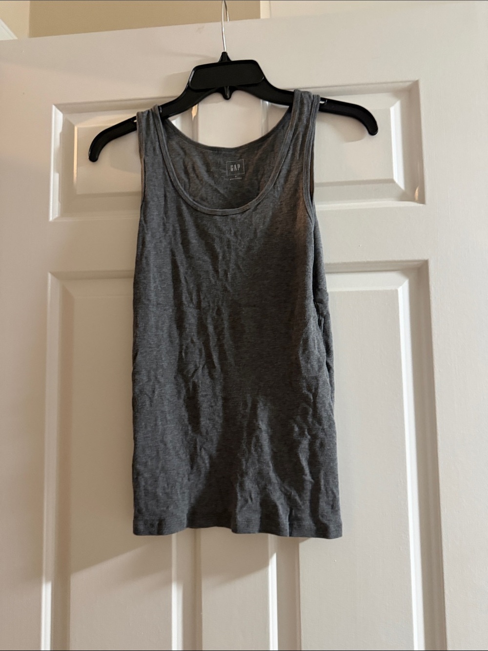 GAP Women's Dark Gray Scoop Neck Tank Top